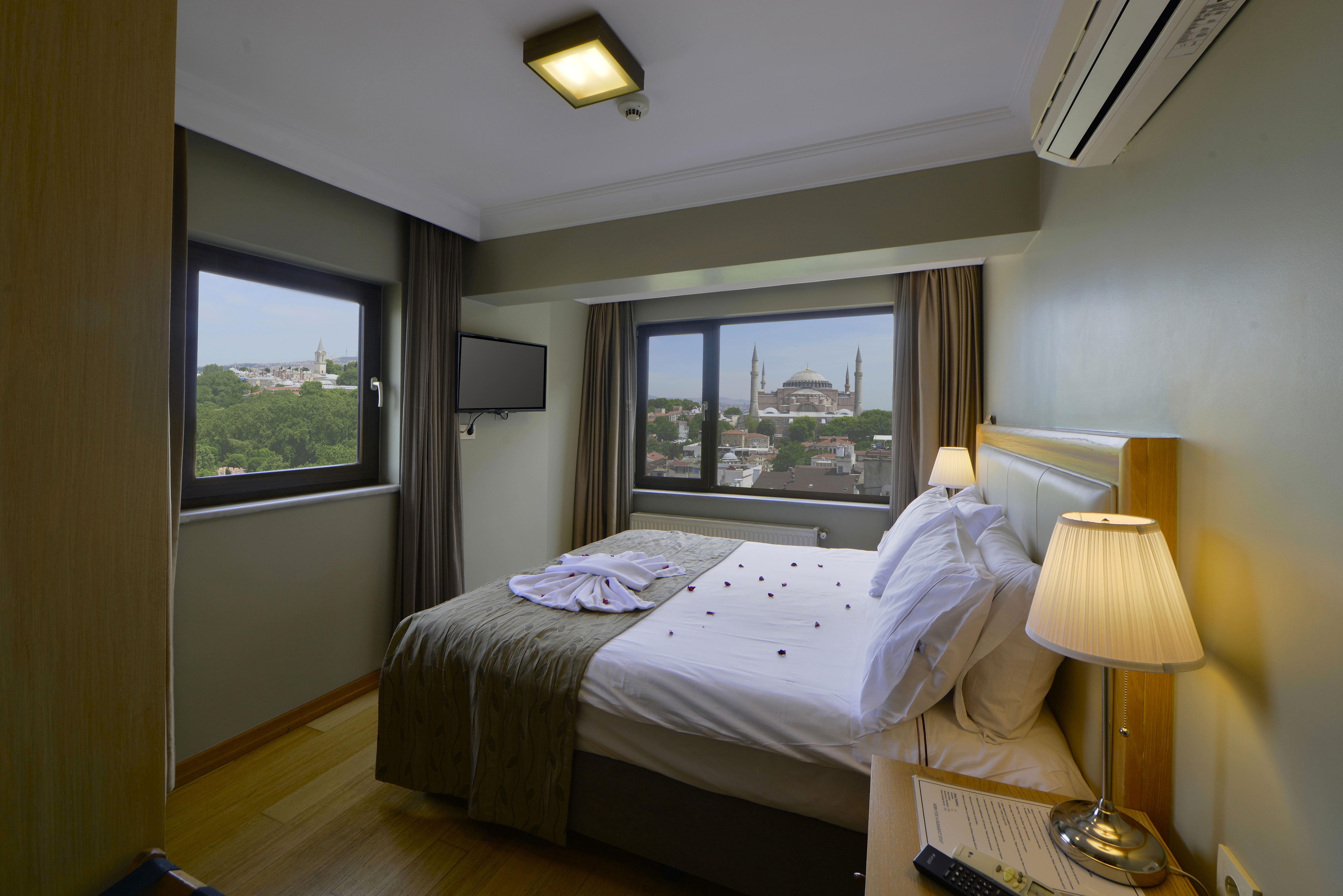 Agora Life Hotel - Special Class Стамбул Экстерьер фото